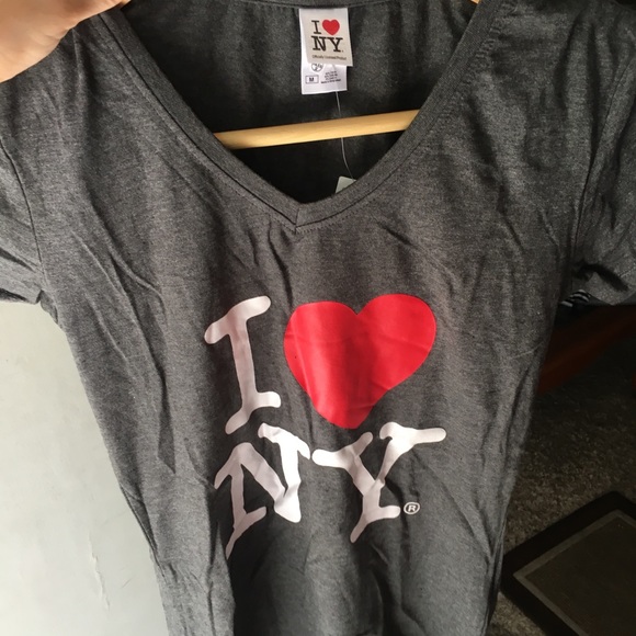 NWT I <3 NY Tee - Picture 1 of 3